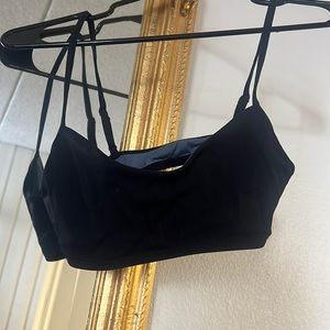 Jolyn black bathing suit top size s